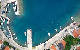 Villa Relax , With Seaview And Two Pools Near Beach