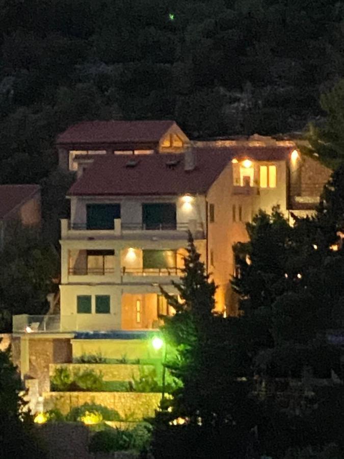 Villa Relax , With Seaview And Two Pools Near Beach Starigrad  Zewnętrze zdjęcie