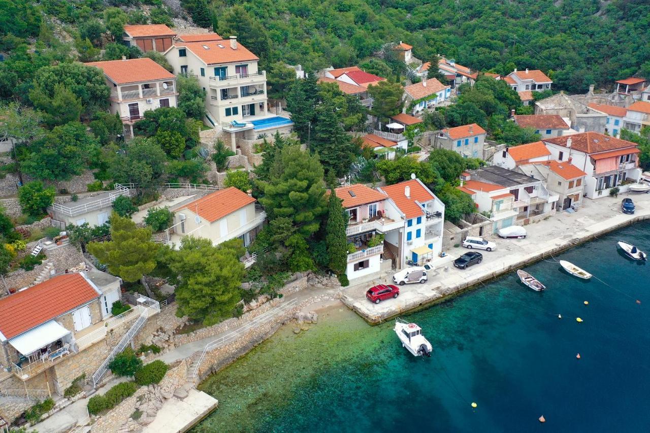 Villa Relax , With Seaview And Two Pools Near Beach Starigrad  Zewnętrze zdjęcie